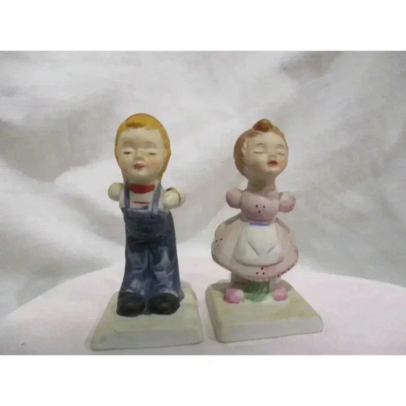 Kissing Couple, Vintage Hand Painted Porcelain lovers valentine wedding boy girl - Picture 2 of 5